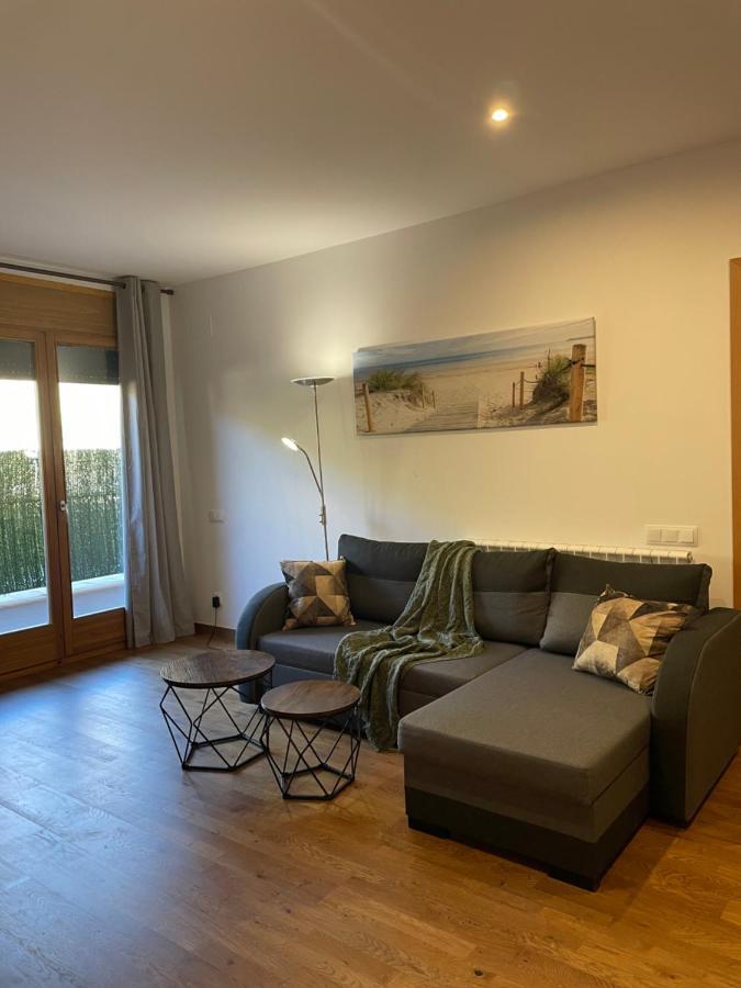 Precioso Calido Apartamento En Sort Con Terraza Apartment Bagian luar foto