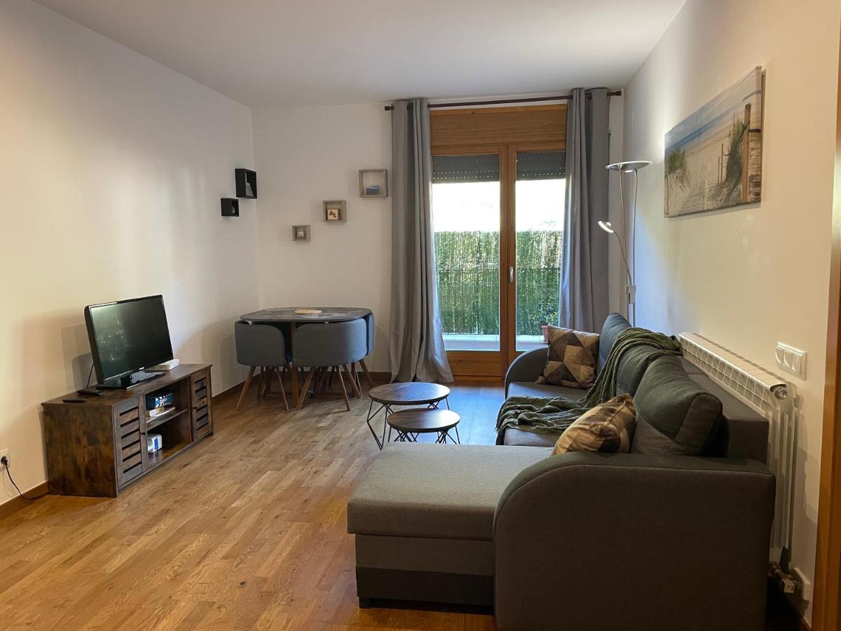 Precioso Calido Apartamento En Sort Con Terraza Apartment Bagian luar foto